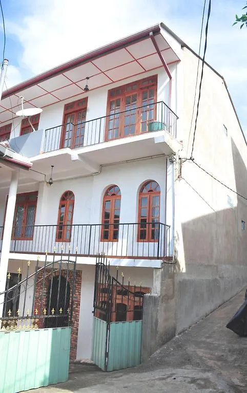 Ajanthas' Homestay 康提